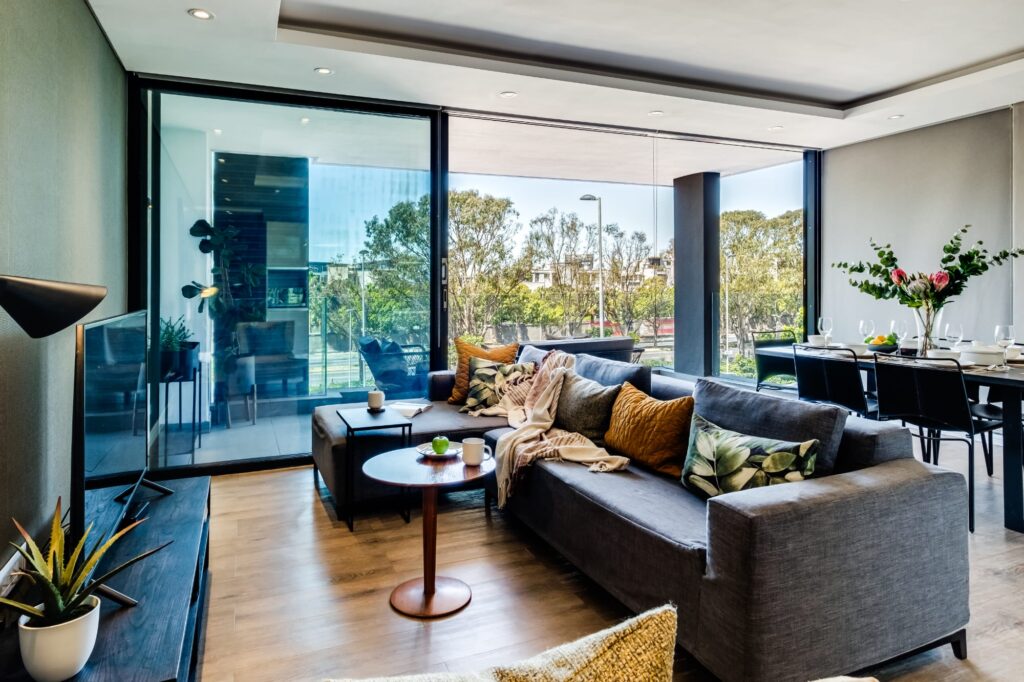 Urban Chic Apartment close to Waterfront Warwick
